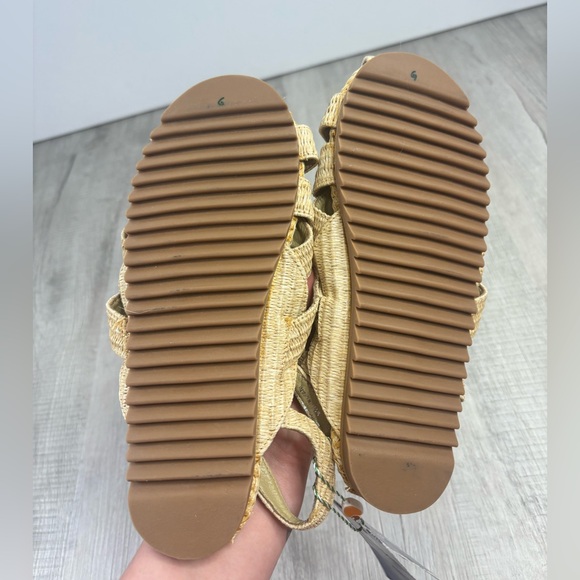 NWT FARM Rio Synthetic Raffia Zigzag Sandal in Natural Size 39 - Picture 6 of 6